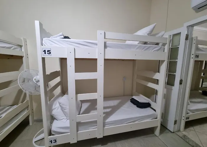 Zenit Hostel Da Cris